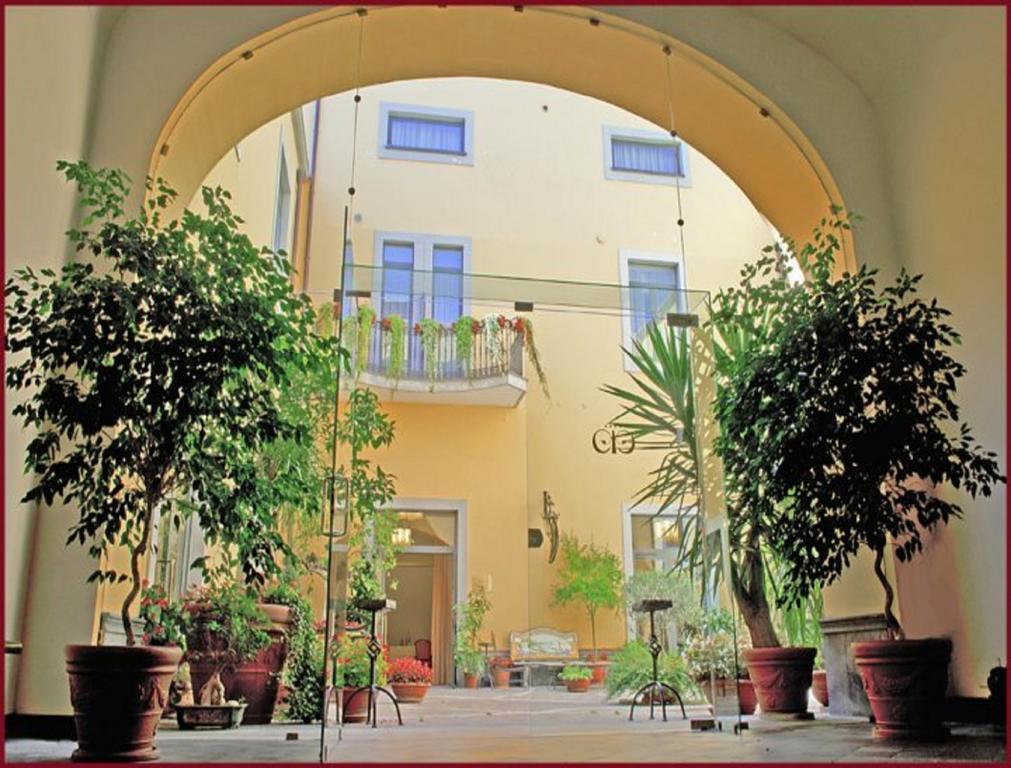 Le Cheminee Business Hotel Napoli Exteriör bild